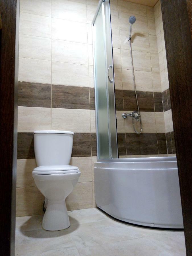 Apartment артгалерея у серці львова
